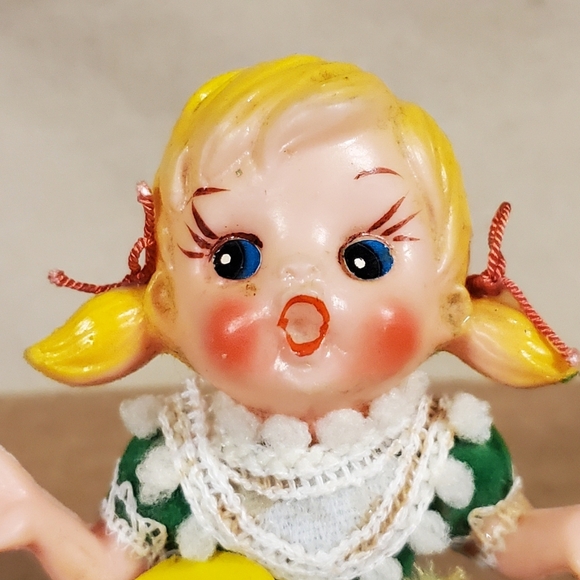 Vintage Flocked Plastic Face Little Miss Muffet Ornament - Picture 6 of 12